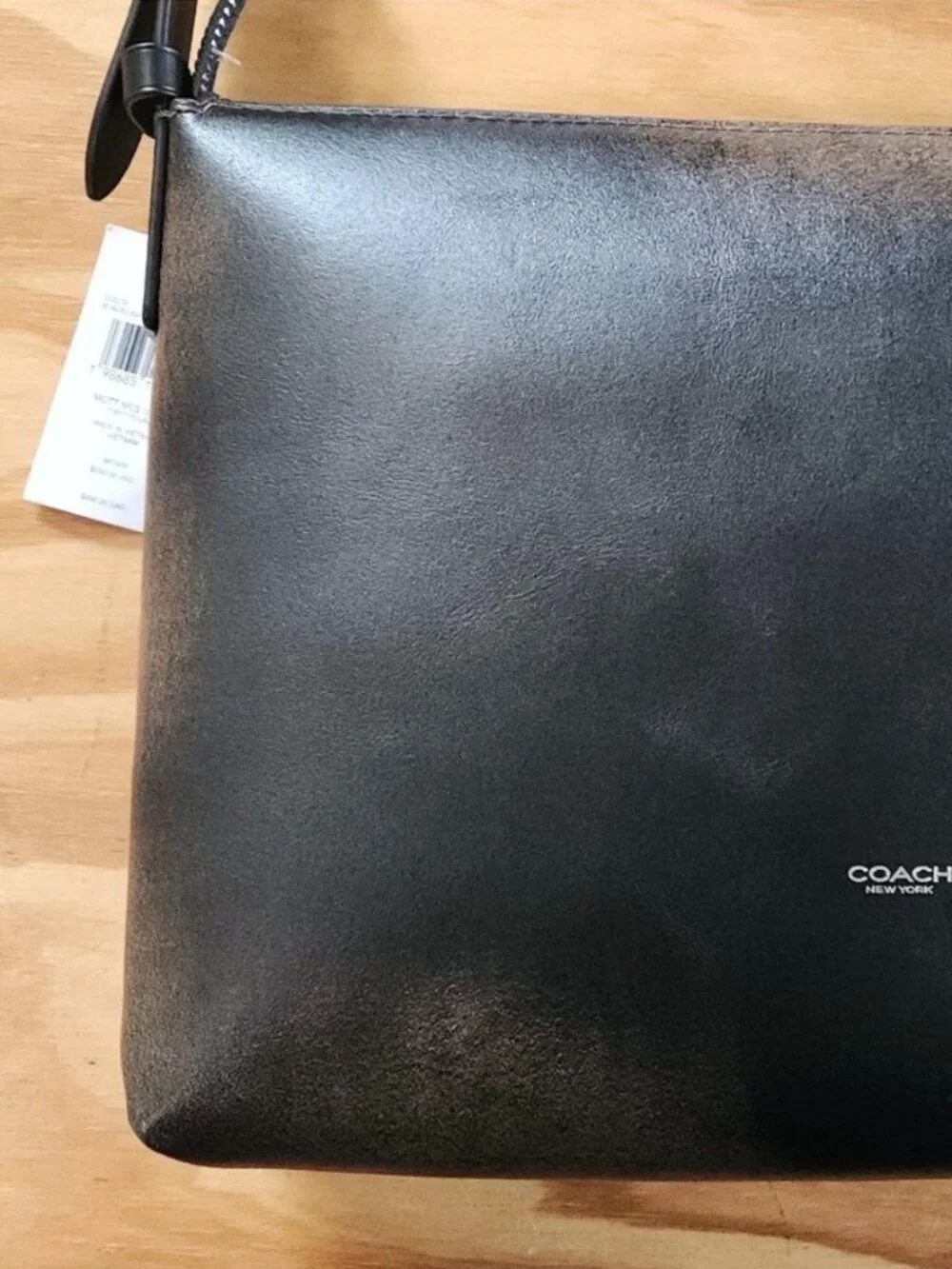 Coach Mott Messanger 33 In Loved Leather